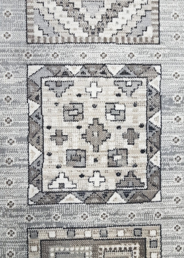 Konstsilkesmattor har en elegant glans och silkeslen yta. En lyxig matta som tillför exklusiv känsla till alla rum.