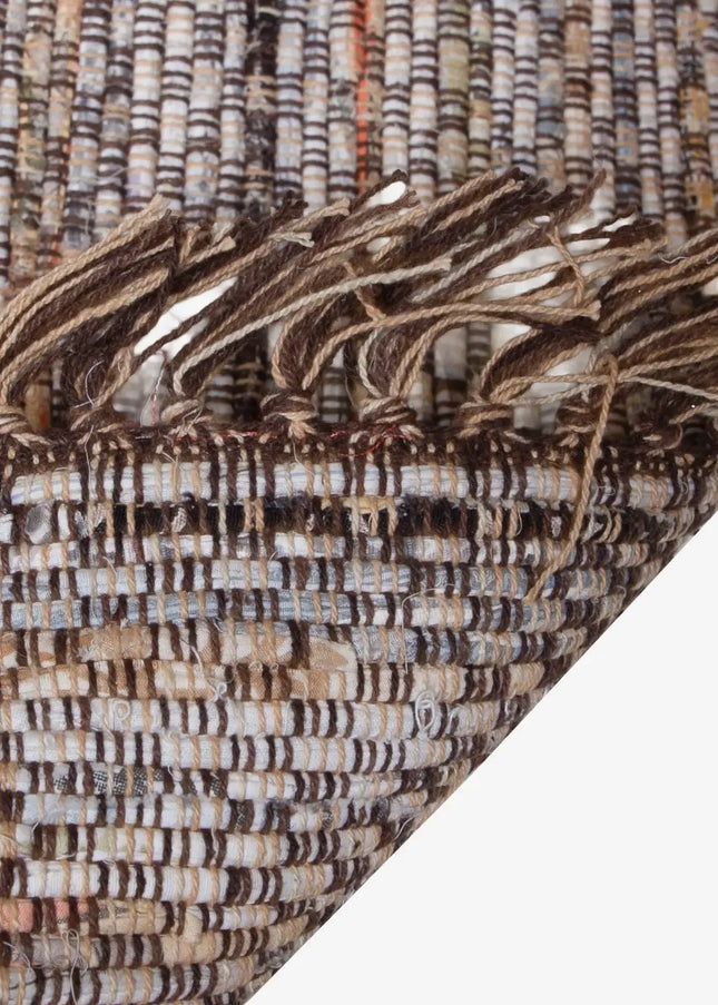 Trasmattor är klassiska, slitstarka och tidlösa. En lättskött matta i bomull som passar perfekt i kök, hall och vardagsrum.