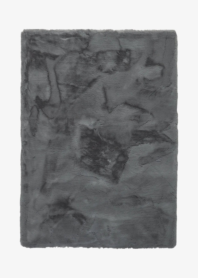 Ryamattor är mjuka, fluffiga och inbjudande. Den höga luggen ger en varm och mysig atmosfär i både vardagsrum och sovrum.