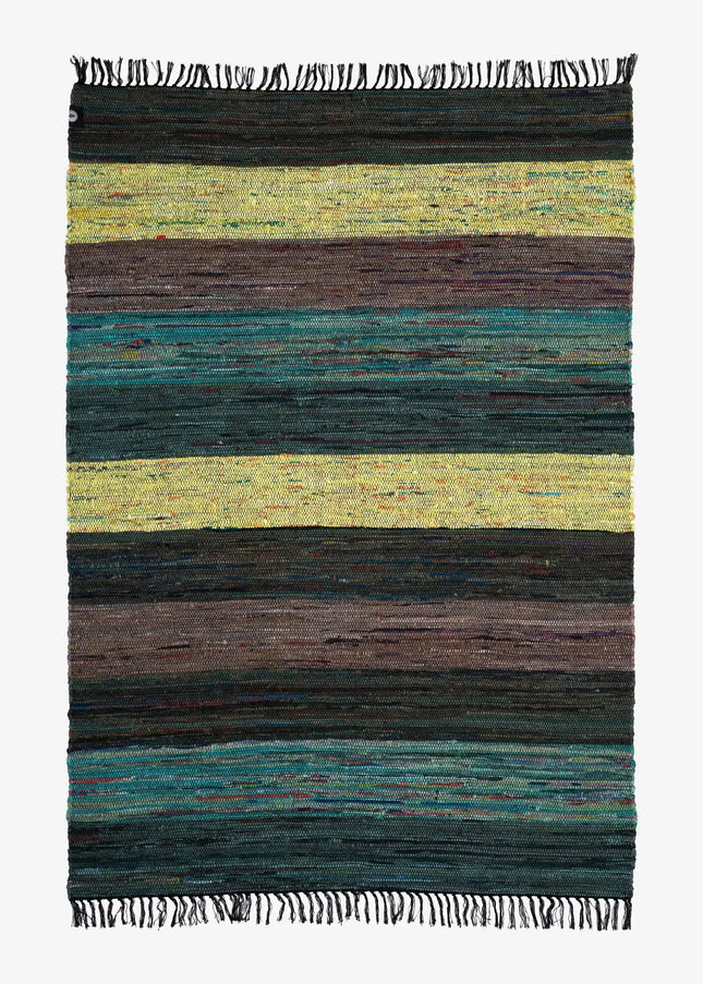 Trasmattor är klassiska, slitstarka och tidlösa. En lättskött matta i bomull som passar perfekt i kök, hall och vardagsrum.