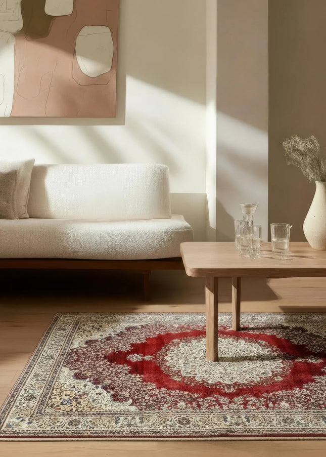 Halkfria mattor ligger stadigt på plats med sin gummerade baksida. Ett smart och tryggt val för barnrum, hall, vardagsrum och kök.