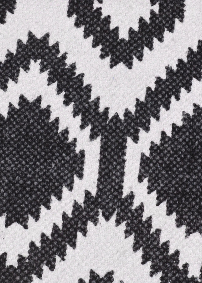 Bomullsmattor är lätta, mjuka och enkla att sköta. Perfekta i kök, hall eller sovrum för en tidlös och hemtrevlig känsla.