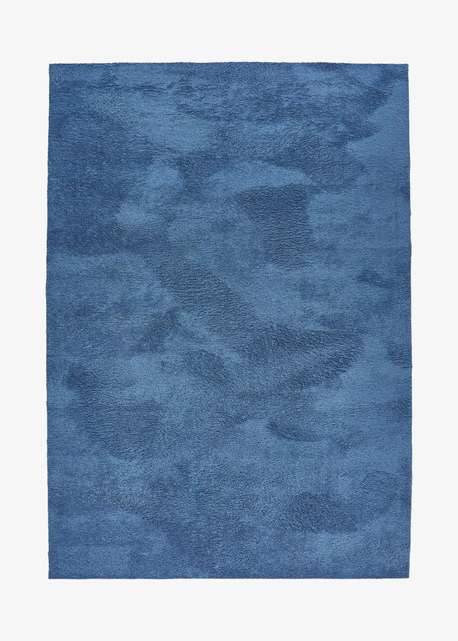 Ryamattor är mjuka, fluffiga och inbjudande. Den höga luggen ger en varm och mysig atmosfär i både vardagsrum och sovrum.