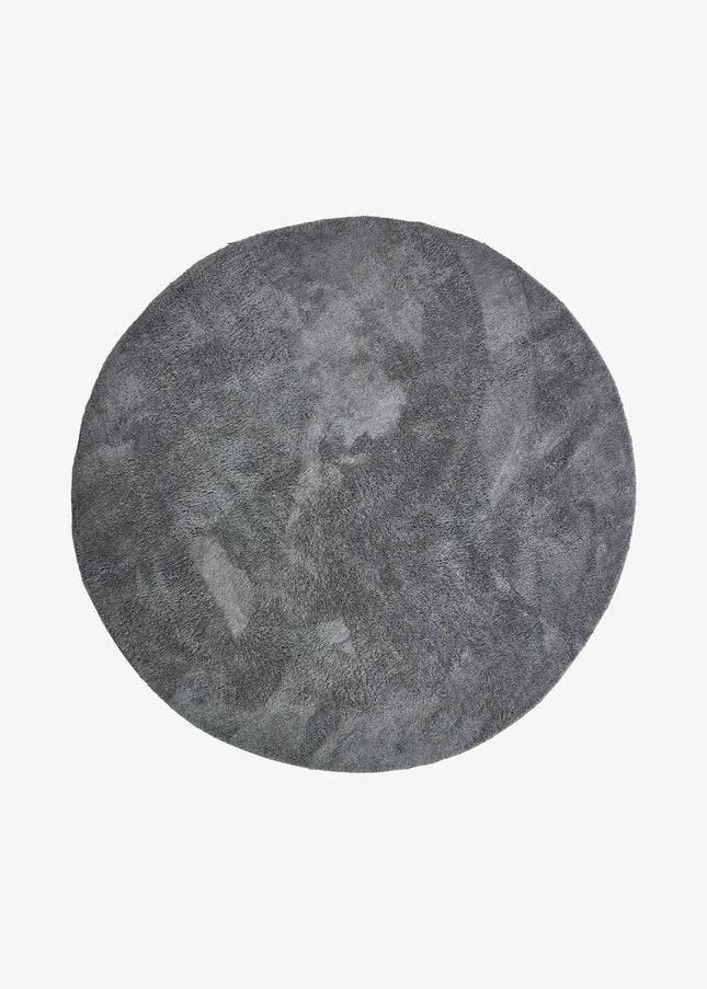 Ryamattor är mjuka, fluffiga och inbjudande. Den höga luggen ger en varm och mysig atmosfär i både vardagsrum och sovrum.