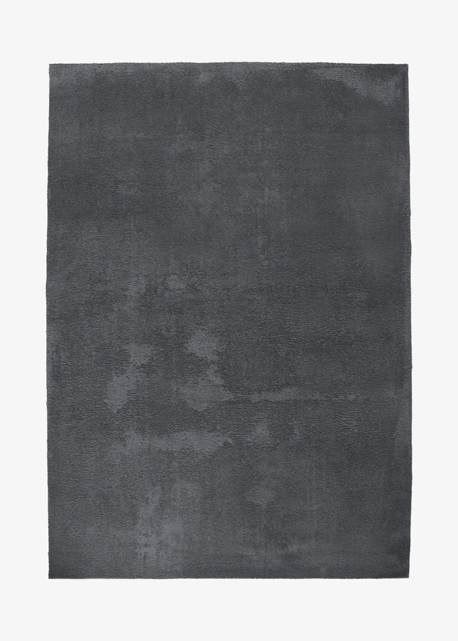 Ryamattor är mjuka, fluffiga och inbjudande. Den höga luggen ger en varm och mysig atmosfär i både vardagsrum och sovrum.