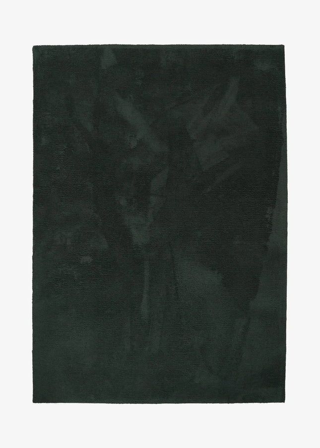 Wiltonmattor kombinerar lyxig komfort och tidlös design. Den täta vävtekniken gör mattan mjuk, slitstark och enkel att sköta. Perfekt för vardagsrum, sovrum eller under matbordet.