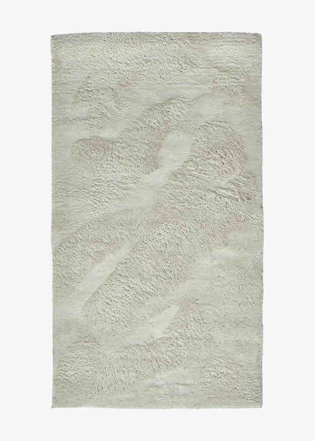 Ryamattor är mjuka, fluffiga och inbjudande. Den höga luggen ger en varm och mysig atmosfär i både vardagsrum och sovrum.