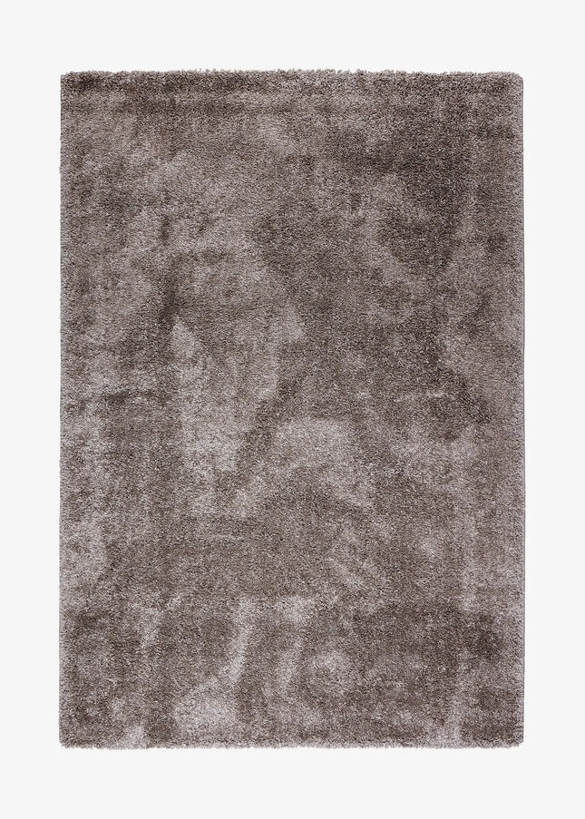 Ryamattor är mjuka, fluffiga och inbjudande. Den höga luggen ger en varm och mysig atmosfär i både vardagsrum och sovrum.