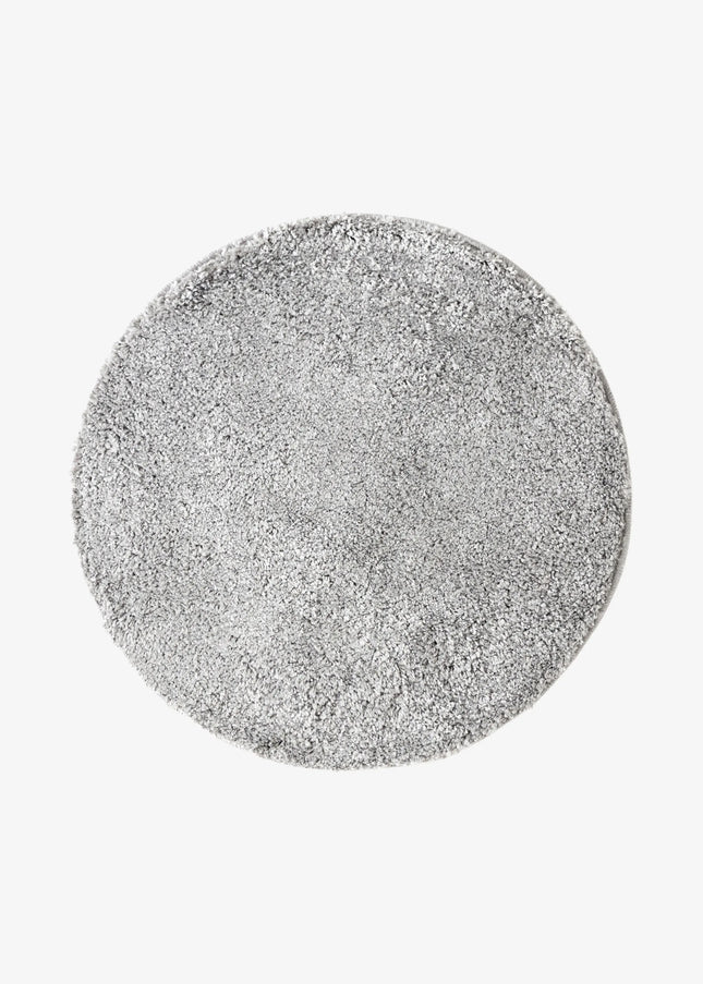 Ryamattor är mjuka, fluffiga och inbjudande. Den höga luggen ger en varm och mysig atmosfär i både vardagsrum och sovrum.