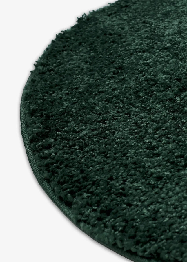 Ryamattor är mjuka, fluffiga och inbjudande. Den höga luggen ger en varm och mysig atmosfär i både vardagsrum och sovrum.