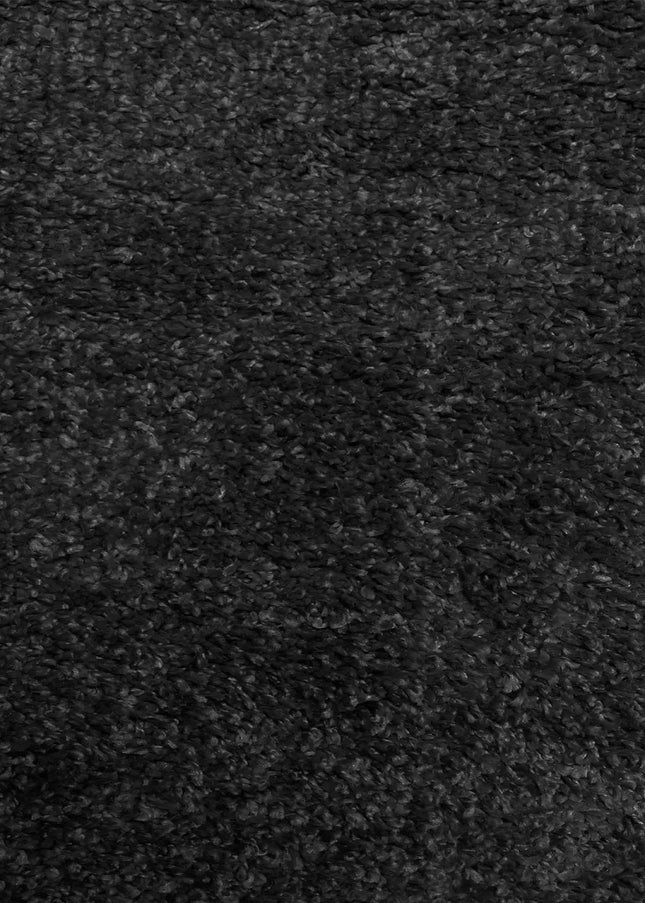 Ryamattor är mjuka, fluffiga och inbjudande. Den höga luggen ger en varm och mysig atmosfär i både vardagsrum och sovrum.