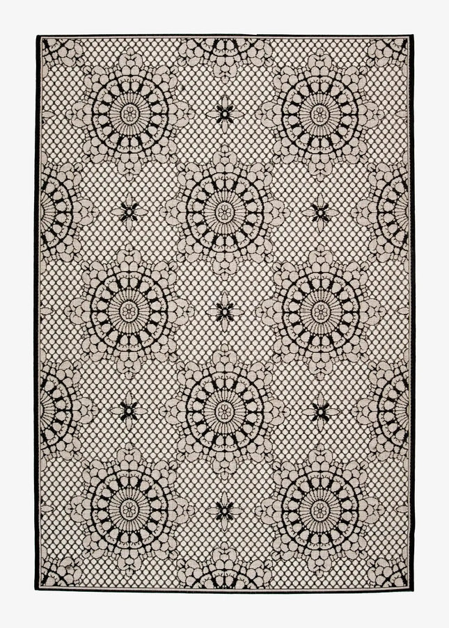 Flatvävda mattor är tunna, slitstarka och praktiska. Lättskötta mattor som passar perfekt under matbord eller i kök.