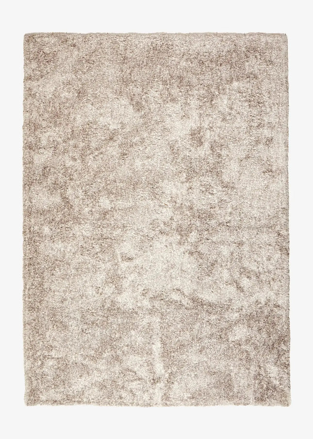 Ryamattor är mjuka, fluffiga och inbjudande. Den höga luggen ger en varm och mysig atmosfär i både vardagsrum och sovrum.