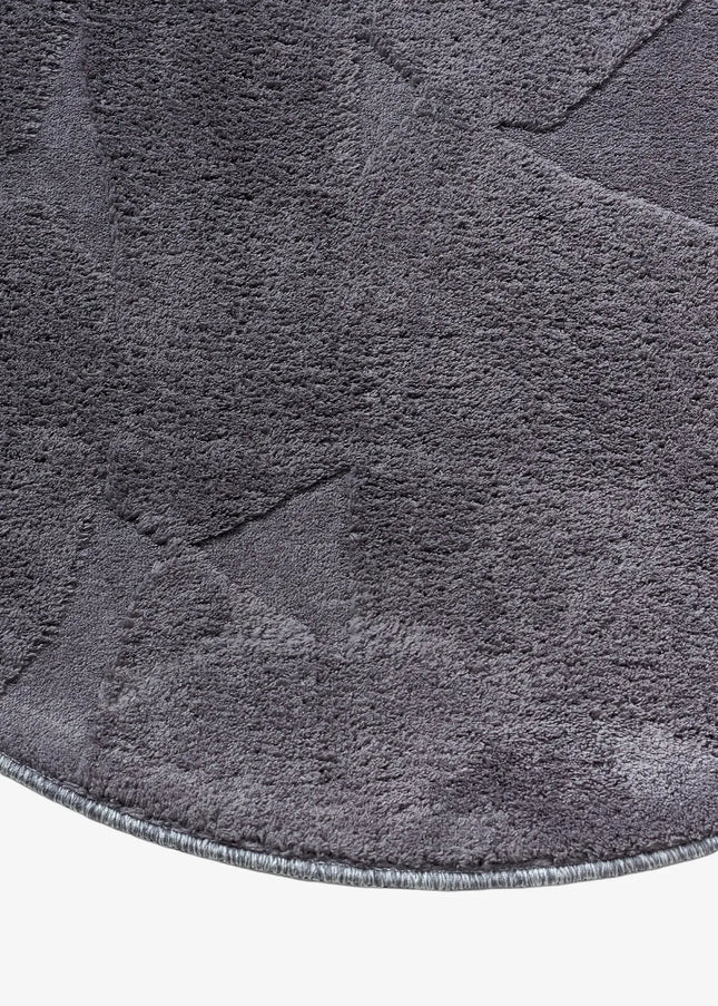 Wiltonmattor kombinerar lyxig komfort och tidlös design. Den täta vävtekniken gör mattan mjuk, slitstark och enkel att sköta. Perfekt för vardagsrum, sovrum eller under matbordet.