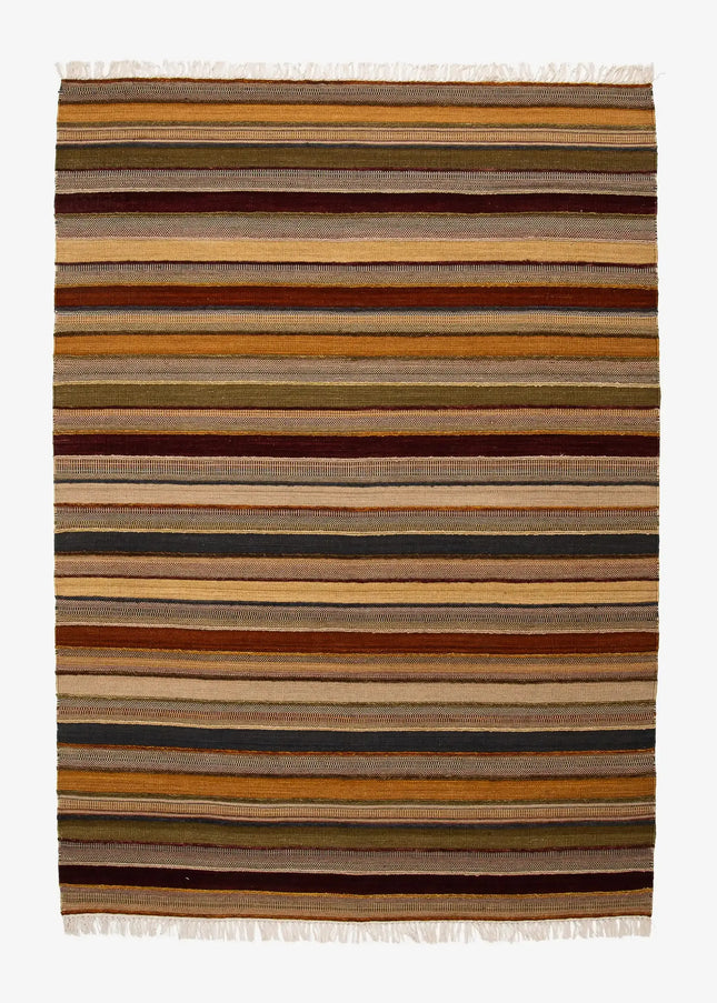 Ullmattor ger värme, hållbarhet och naturlig komfort. Ett klassiskt val som passar lika bra i vardagsrum som i sovrum.