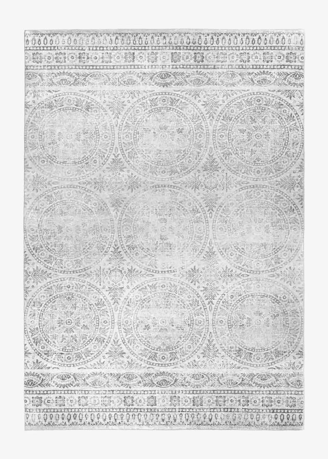 Halkfria mattor ligger stadigt på plats med sin gummerade baksida. Ett smart och tryggt val för barnrum, hall och kök.