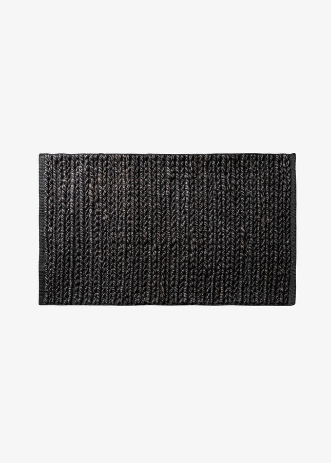 Dörrmattor är praktiska och slitstarka. De stoppar smuts och fukt redan vid entrén och gör ditt hem både renare och mer välkomnande.