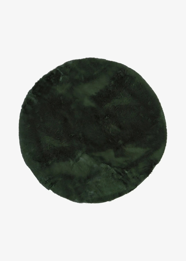 Ryamattor är mjuka, fluffiga och inbjudande. Den höga luggen ger en varm och mysig atmosfär i både vardagsrum och sovrum.