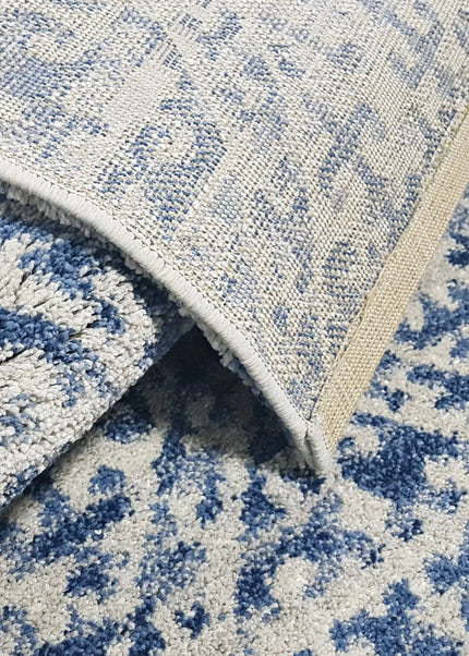 Wiltonmattor kombinerar lyxig komfort och tidlös design. Den täta vävtekniken gör mattan mjuk, slitstark och enkel att sköta. Perfekt för vardagsrum, sovrum eller under matbordet.