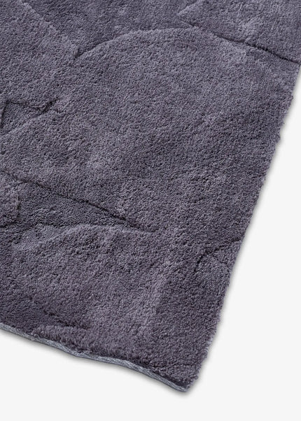 Wiltonmattor kombinerar lyxig komfort och tidlös design. Den täta vävtekniken gör mattan mjuk, slitstark och enkel att sköta. Perfekt för vardagsrum, sovrum eller under matbordet.