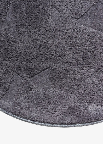 Wiltonmattor kombinerar lyxig komfort och tidlös design. Den täta vävtekniken gör mattan mjuk, slitstark och enkel att sköta. Perfekt för vardagsrum, sovrum eller under matbordet.