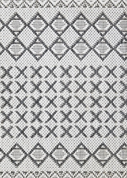 Flatvävda mattor är tunna, slitstarka och praktiska. Lättskötta mattor som passar perfekt under matbord eller i kök.