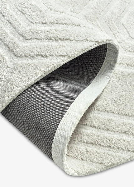 Wiltonmattor kombinerar lyxig komfort och tidlös design. Den täta vävtekniken gör mattan mjuk, slitstark och enkel att sköta. Perfekt för vardagsrum, sovrum eller under matbordet.